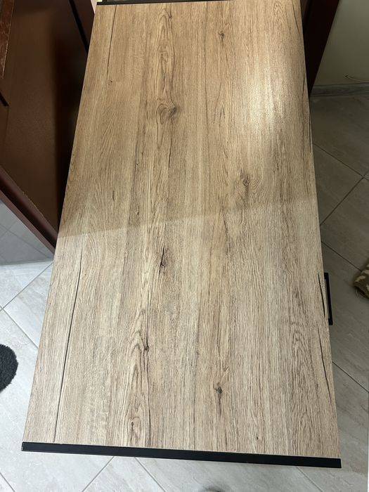 Холна маса с чекмедже