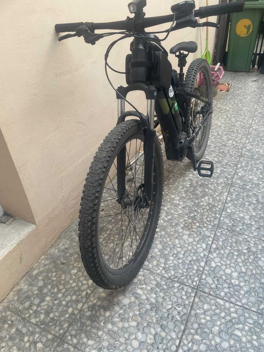 Bicicleta MTB electrica Raymon cu motor Yamaha