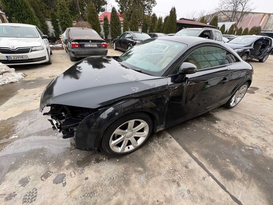 Dezmembram Audi TT 2.0 tfsi BWA 2008