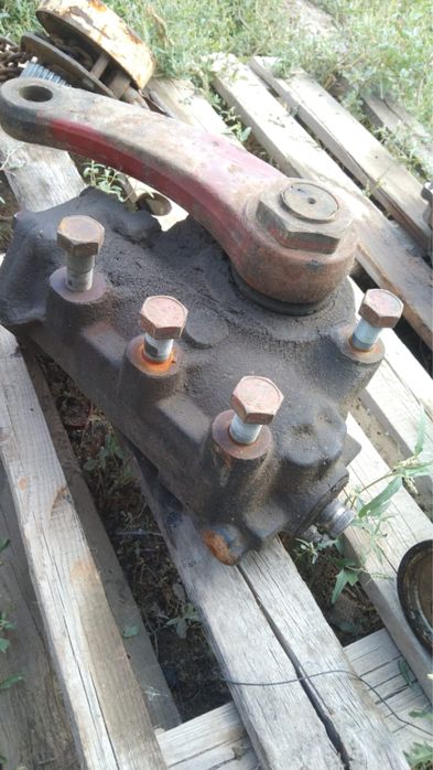 Гидроуселитель руля Ивеко евростар