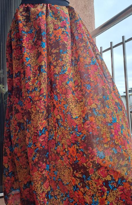 Цветна пола,р-р С/М