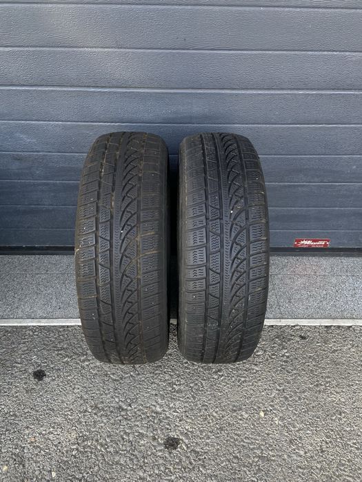 Anvelope 185 65 R15 de iarna Petlas