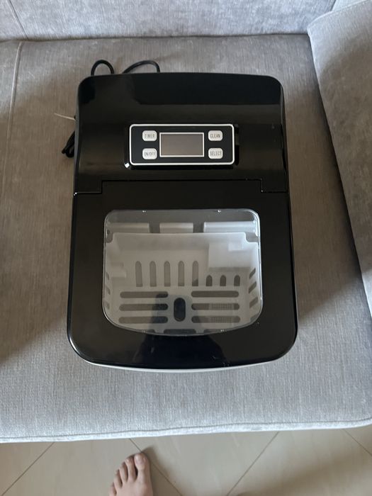Masina cuburi de gheata Lehmann Syowa, 120W, 12kg/24h, Rezervor De Apa 2l, Doua Dimensiuni Pentru Cuburile De Gheata, 222x313x320mm, Negru
