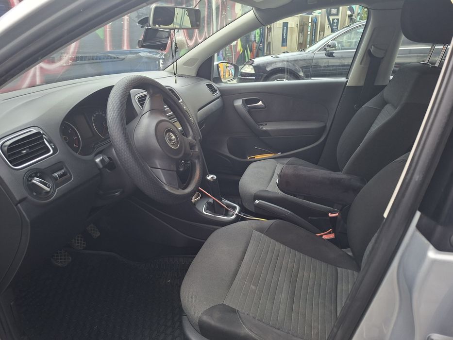 Vw Polo 1 2 benzina din 2010.