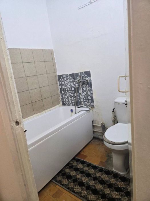 6 метр балконга эга 1 хонали квартира  ижарага берилади