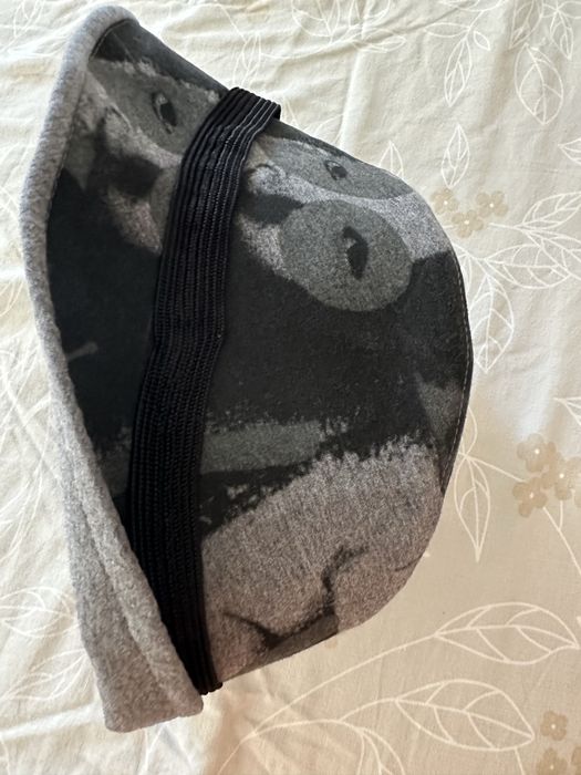 Шапка dsquared by far