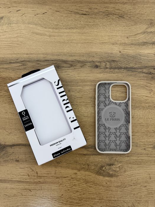 Качественный чехол Le Prius для iPhone 16 Pro Max