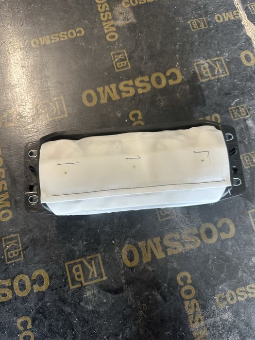 Airbag табло Audi A4 A5 b9 8w пасажер айрбег ауди а4 а5 б9