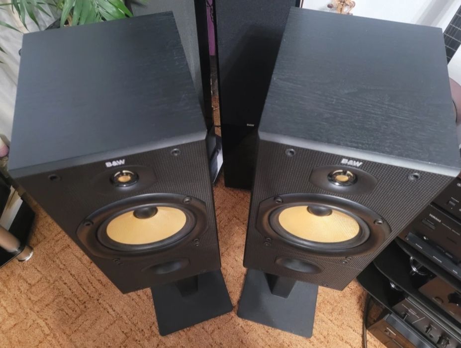 Bowers & Wilkins B&W DM602 boxe Hi-Fi Premium Made in England  *Impecabile*