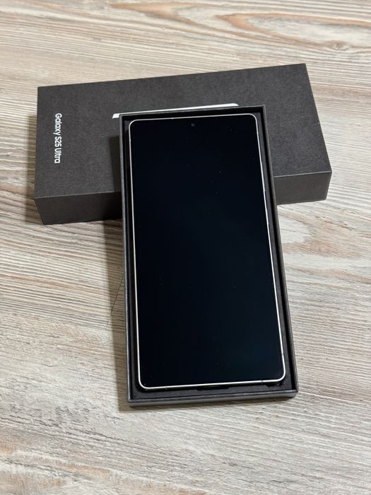 Samsung S25 Ultra 512 gb Ram 12 5G EAC