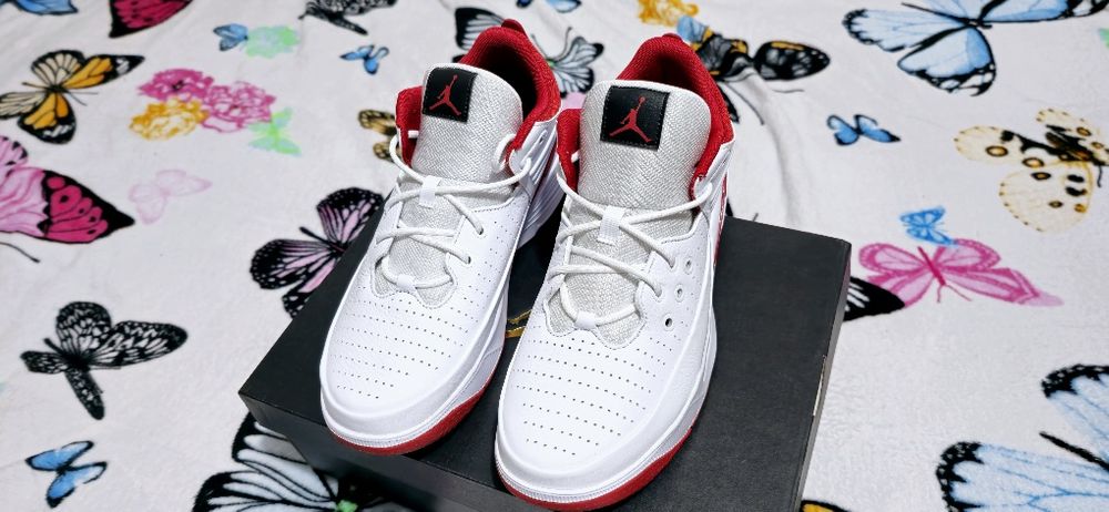 Jordan Max Aura 5 BG