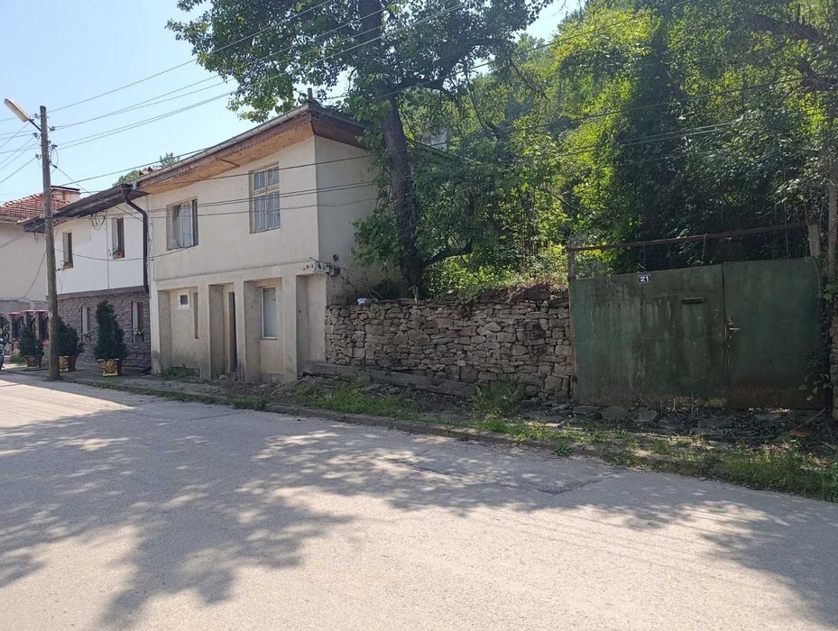 Продава се Къща в Троян - 70 кв.м за 182 €/кв.м - Снимка #1