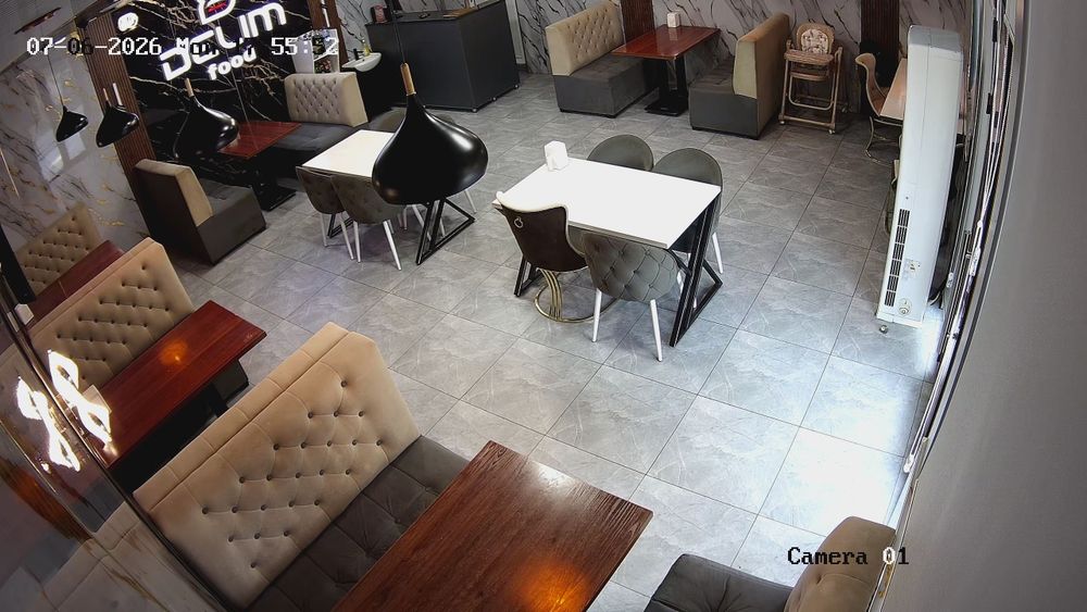 Kafe va restoranlar uchun 5 juft yumshoq mebel va 8 ta yumshoq stul