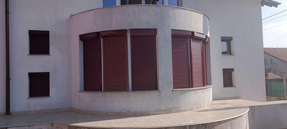Construcții,rulouri,pergole.