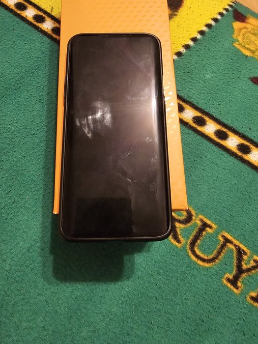 One plus 7 t pro McLaren edition