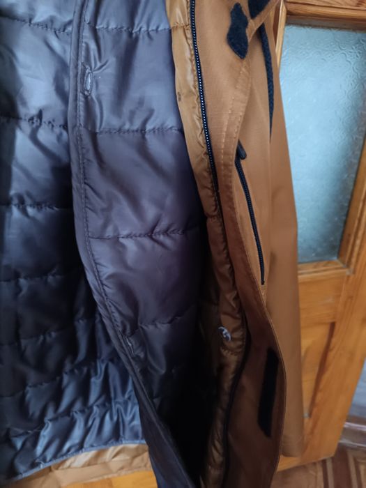 Демисезонные  куртки , в отл.сост.