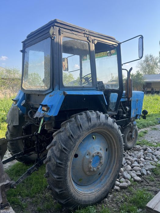 Traktor sotiladi Srochni