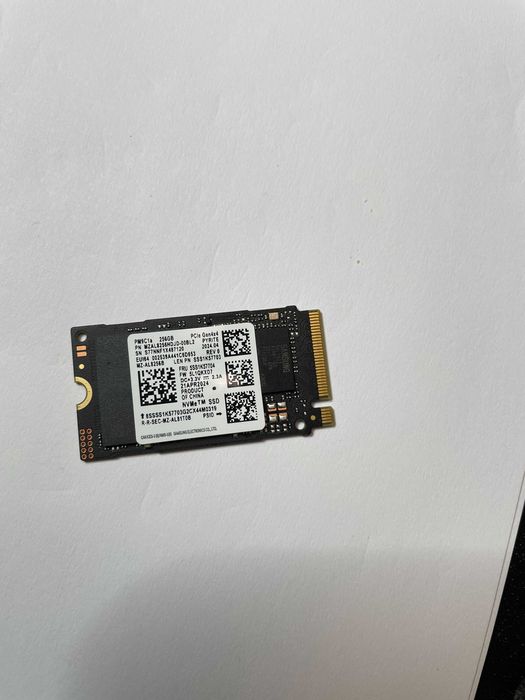 SSD M2 NVME 2242 256 Gb Samsung BM9C1A, gen 4x4, garantie 6 luni