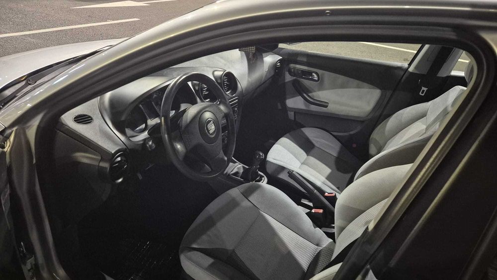 SEAT Ibiza 2004 — imagine 5