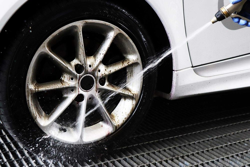 Комплект Ma Fra препарат и специална четка за почистване на джанти