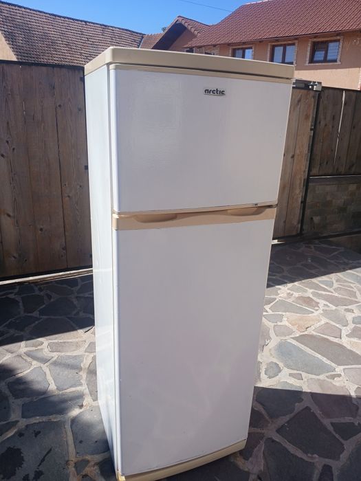 Frigider Artic 500lei fix