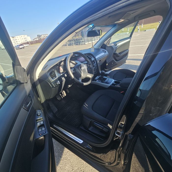 Audi A4 B8 2011 2.0 TDI 120CP – investiții, piese premium