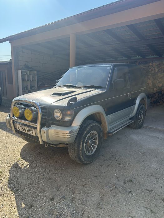 Mitshubishi pajero