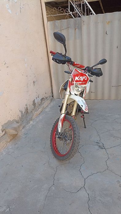 Срочно сотилади.