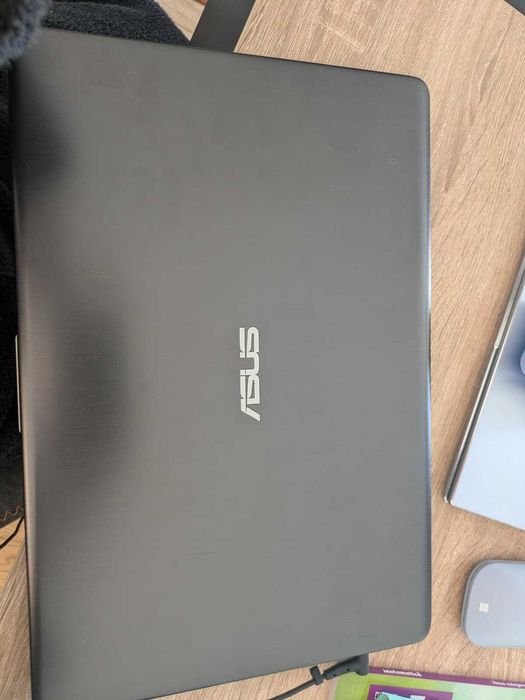 ASUS VivoBook S15 S530FN   i7-8565U, tastatura nefunctionala