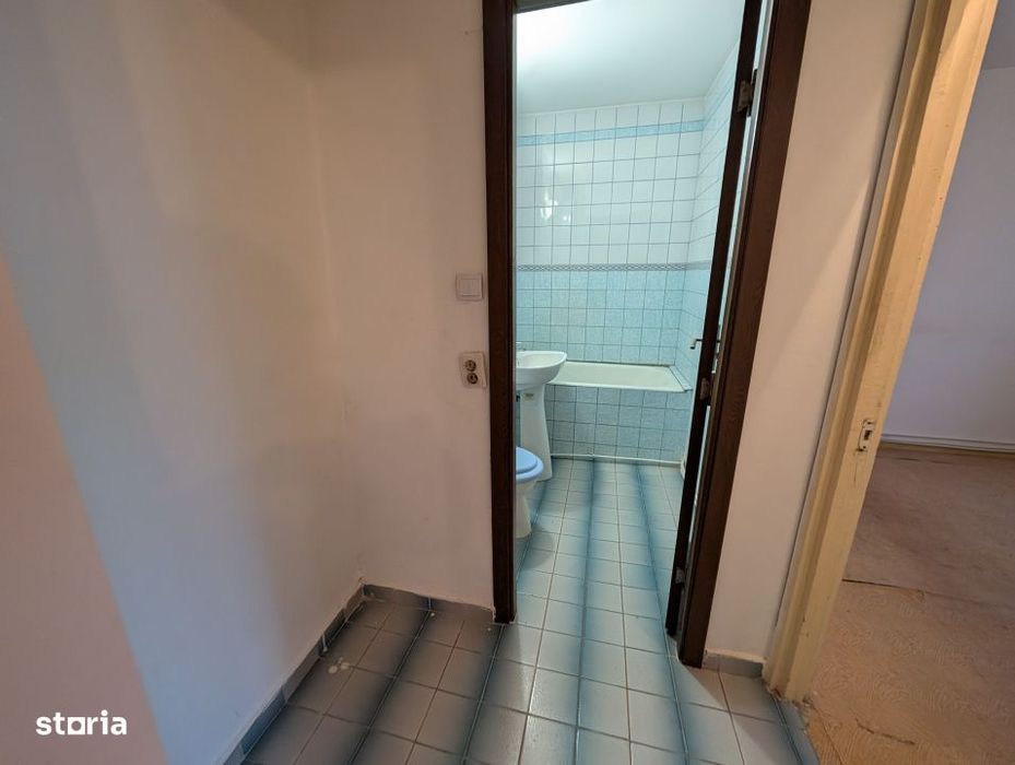 Apartament langa CORA , gradinita, etaj 2 — fotografia 3