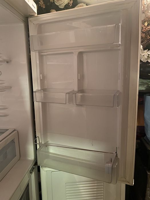 Продам золодильник samsung