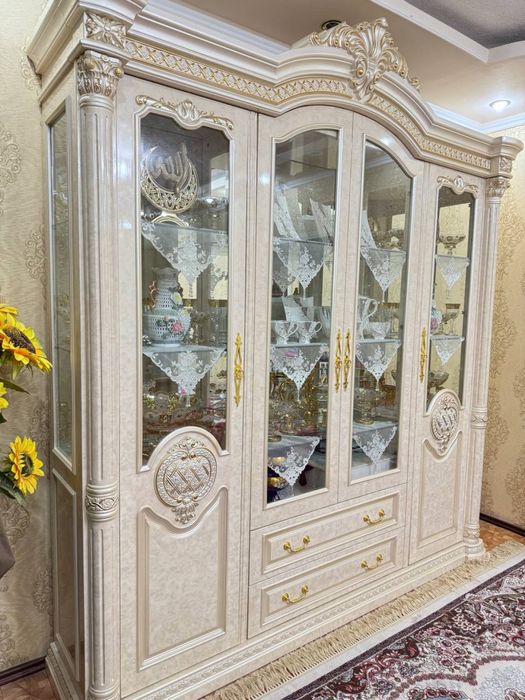 Продается мебель стенка