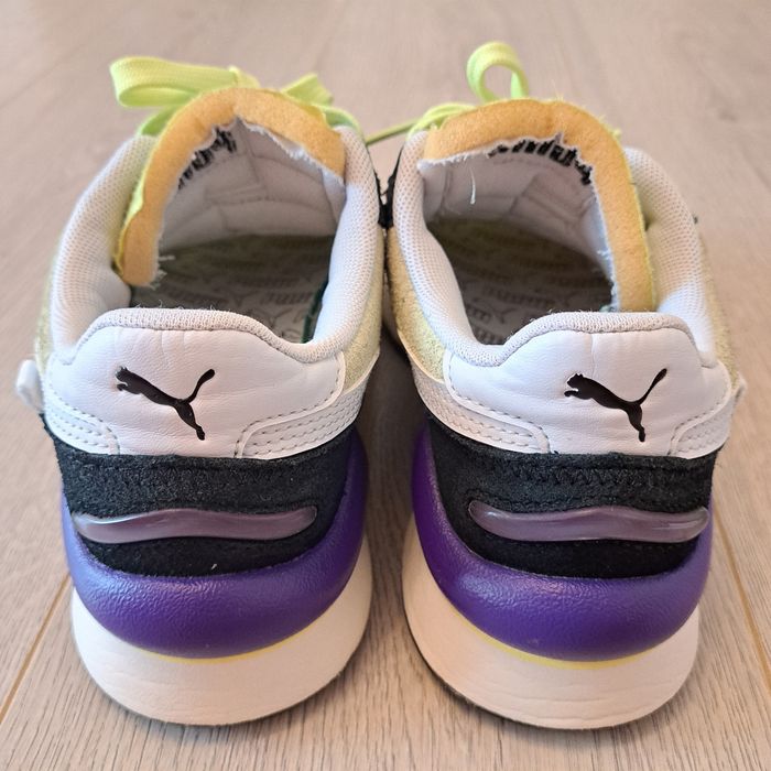 Adidasi Nike mar37