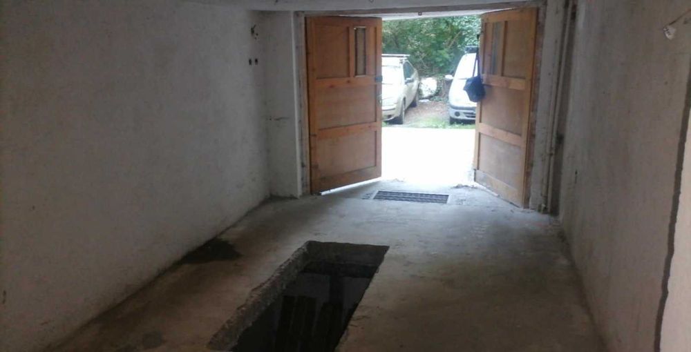 Дава се под наем Гараж / Паркомясто в София, Лозенец - 21 кв.м за 178.5 € - Снимка #5