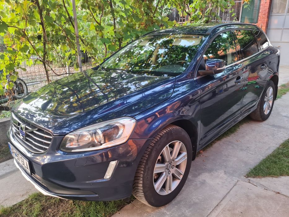 Volvo Xc60 D4 automat 8 trepte webasto, bliss, distronic, euro6, LED, memorii, parbriz încălzit , revizii facute