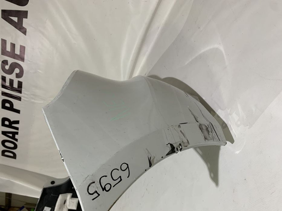 Bara spate Porsche Macan, 2014, 2015, 2016, 2017, 2018, 2019, 2020, 2021, cod origine OE 95B807421L.