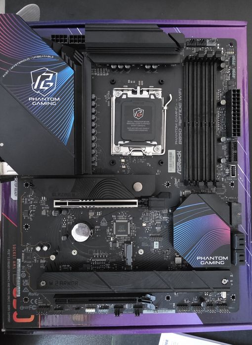 Placa de baza ASRock Phantom Gaming B850 Riptide Wifi