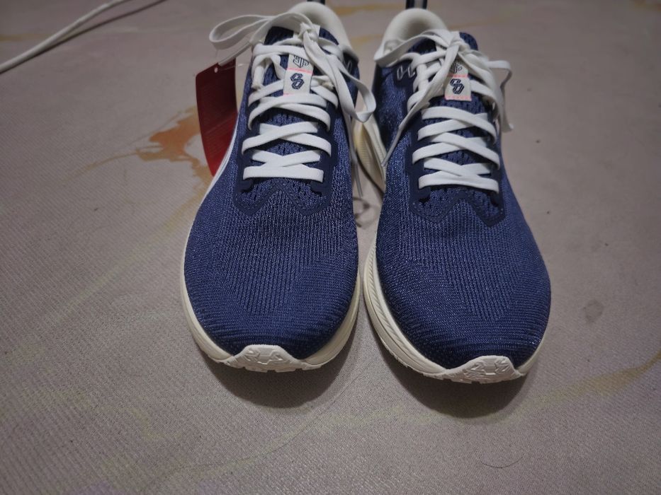 Кроссовки lining