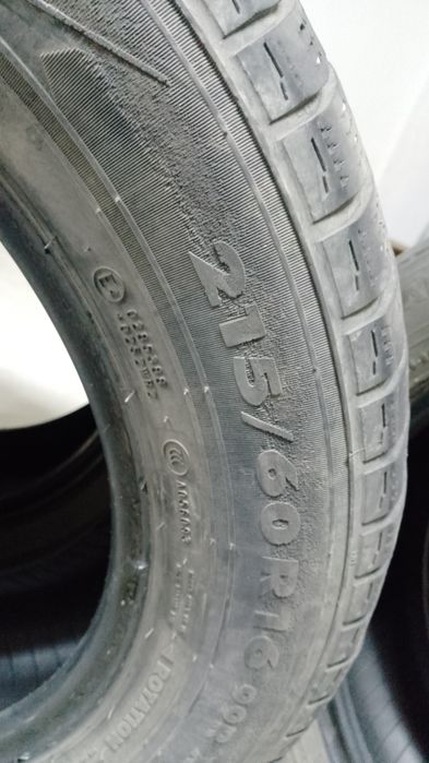 Продам покрышки легковой