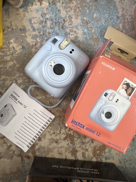 Instax 12mini.