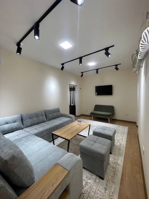 1/1/4 метро Буюк Ипак йули Капиталбанк. Сдаётся впервые! Агентство