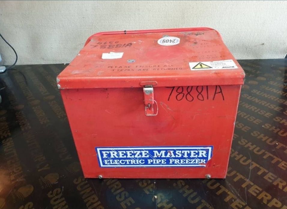 Замразител на траби отпушване водопроводчик