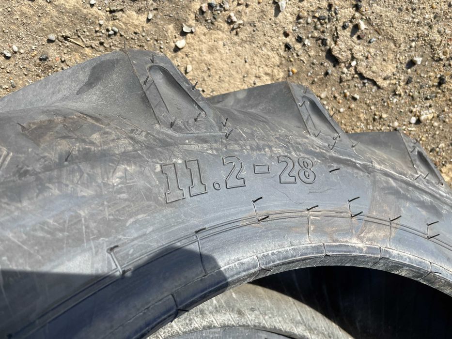 11.2-28 Anvelope noi de tractor spate marca BKT 8pr