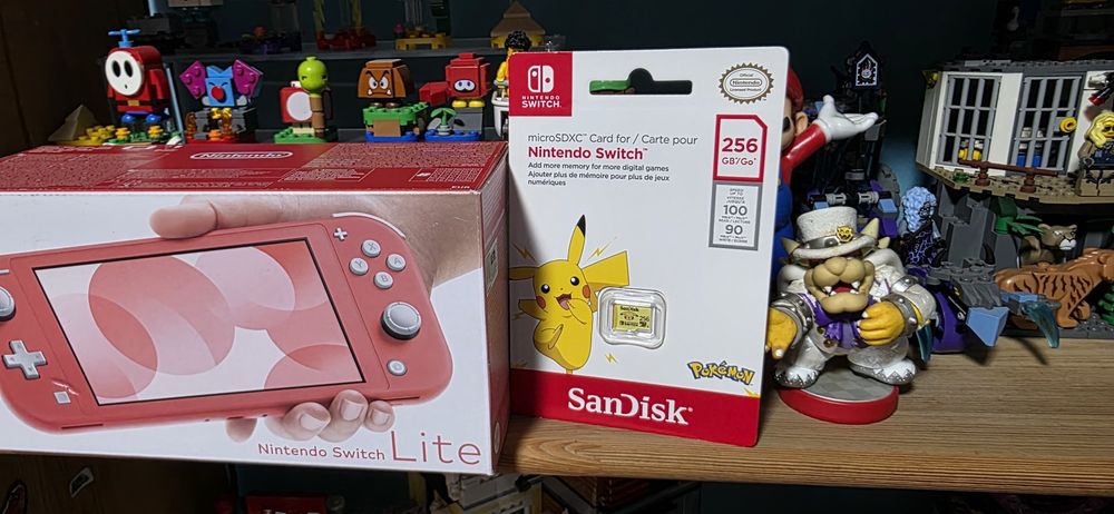 Nou Nintendo Switch Lite Modat cu Card 256GB  Sigilat!