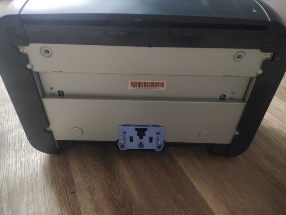 Продам принтер Canon LBP6020B