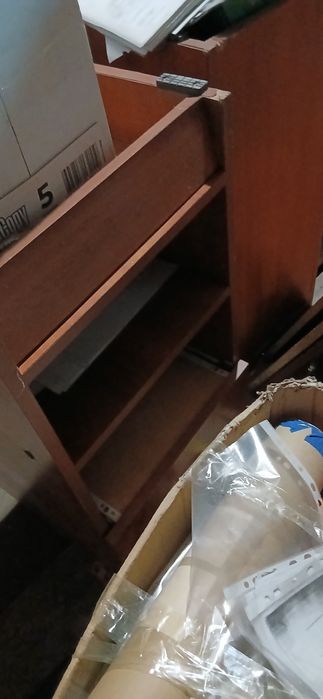 Отдам даром компьютерный стол