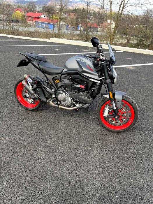 Ducati Monster 937 Plus