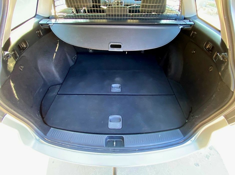 Мазда 6 фейслифт 2.0D  121  BOSE