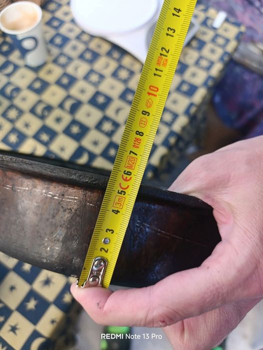 Старинен бакърен съд