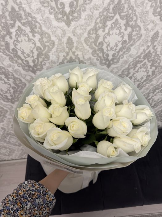 Букеет свежых белых роз!